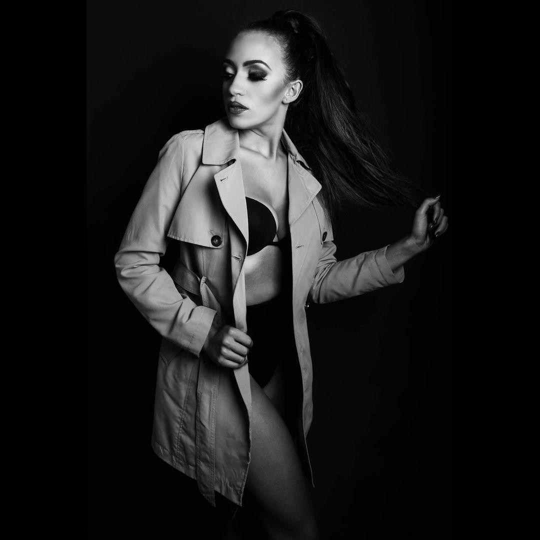 Jade từng giành danh hiệu Miss Malta 2013. Sau đó, người đẹp đại diện Malta dự thi Miss Intercontinental 2013.