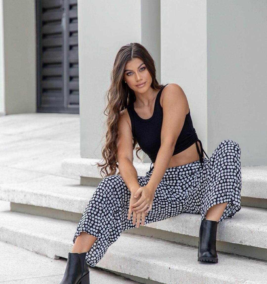 Tamara Dal Maso sở hữu nhan sắc xinh đẹp và đôi mắt sâu thẳm, hút hồn.