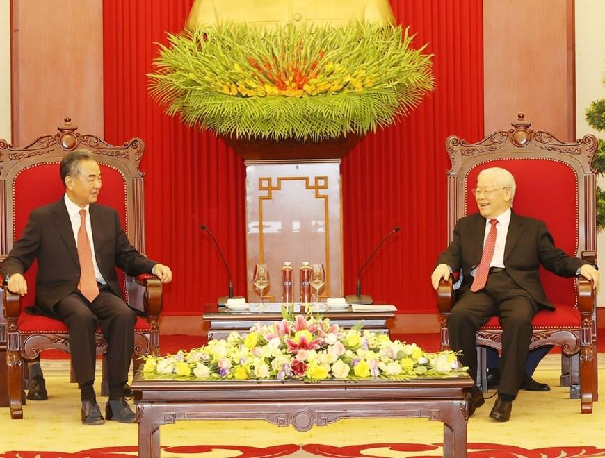 Tổng Bí thư Nguyễn Phú Trọng tiếp Ủy viên Quốc vụ, Bộ trưởng Ngoại giao Trung Quốc Vương Nghị thăm chính thức Việt Nam và dự Phiên họp lần thứ 13 Ủy ban Chỉ đạo hợp tác song phương Việt Nam-Trung Quốc. (Ảnh: Trí Dũng/TTXVN) Tổng Bí thư Nguyễn Phú Trọng tiếp Ủy viên Quốc vụ, Bộ trưởng Ngoại giao Trung Quốc Vương Nghị thăm chính thức Việt Nam và dự Phiên họp lần thứ 13 Ủy ban Chỉ đạo hợp tác song phương Việt Nam-Trung Quốc. (Ảnh: Trí Dũng/TTXVN)