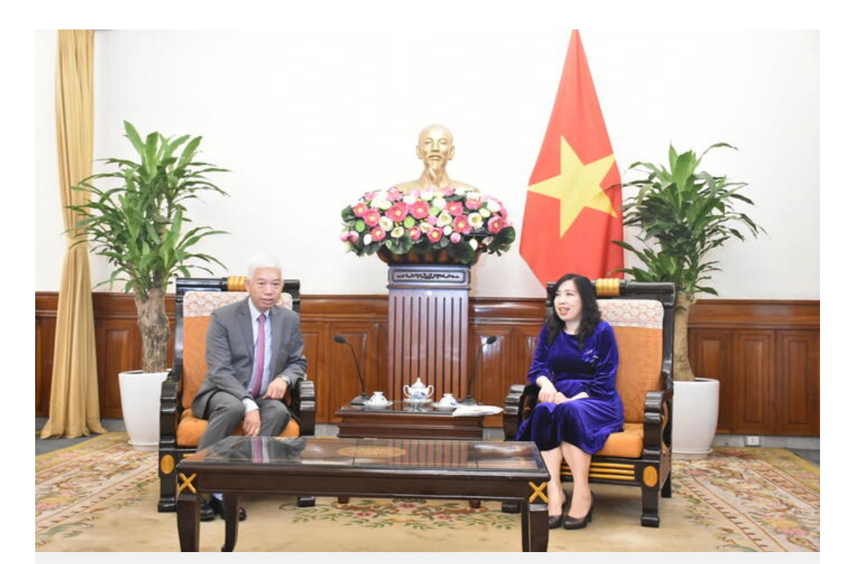 Thứ trưởng Lê Thị Thu Hằng tiếp đại diện VCBA do ông Dan On - Chủ tịch VCBA, làm trưởng đoàn