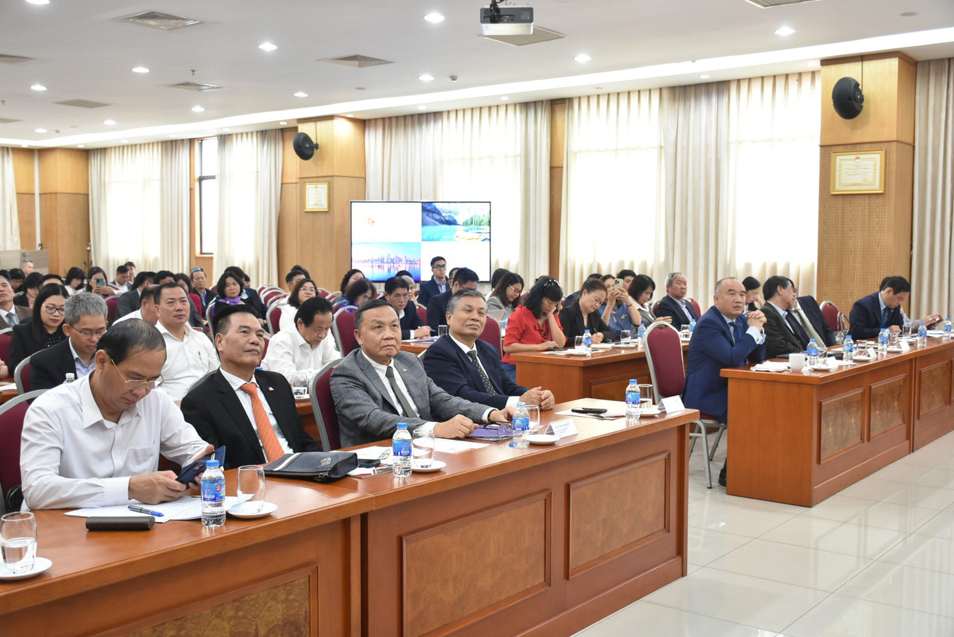 Các đại biểu tham dự Diễn đàn Kinh doanh Việt Nam - Canada. (Ảnh: Trần Tiêu)