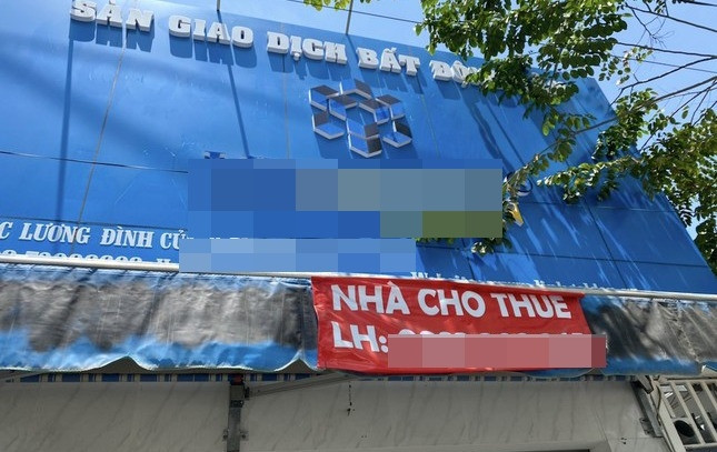 456 doanh nghiệp bất động sản giải thể trong 4 tháng đầu năm (ảnh: Báo Xây dựng). 456 doanh nghiệp bất động sản giải thể trong 4 tháng đầu năm (ảnh: Báo Xây dựng).