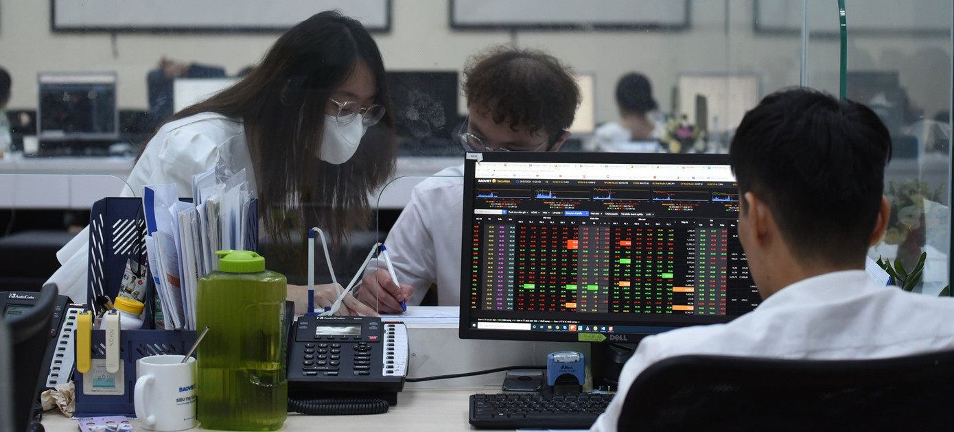 Các công ty chứng khoán có chung vi phạm liên quan trái phiếu (ảnh minh họa). Các công ty chứng khoán có chung vi phạm liên quan trái phiếu (ảnh minh họa).