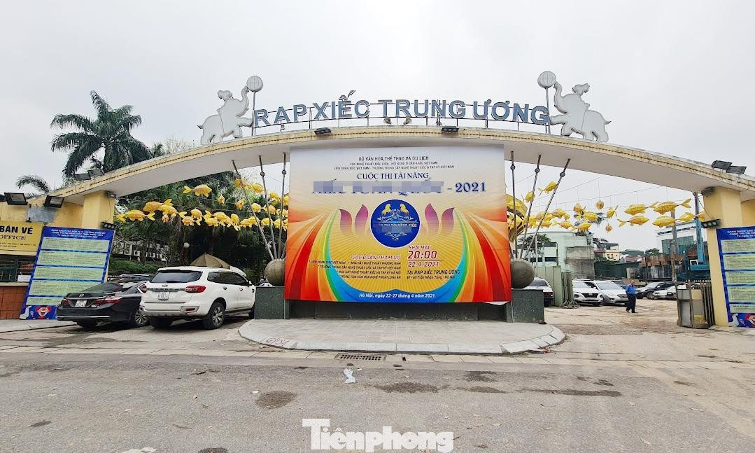 KTNN chỉ ra một số Bộ, cơ quan trung ương thực hiện liên doanh, liên kết, cho thuê, mượn đất không đúng quy định. KTNN chỉ ra một số Bộ, cơ quan trung ương thực hiện liên doanh, liên kết, cho thuê, mượn đất không đúng quy định.