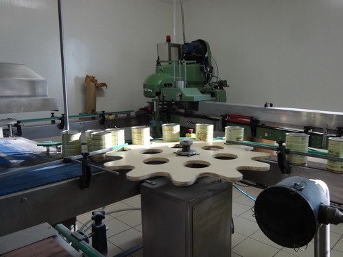 Dây chuyền sản xuất sữa Danlait. (Nguồn: Vietnam+)