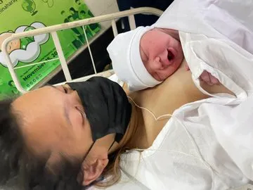 Bé gái Vinice Mabansag là công dân thứ 8 tỷ của thế giới. Nguồn: Mynewsgh.