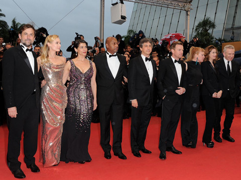 Diane Kruger chụp ảnh cùng các thành viên đoàn làm phim Amour