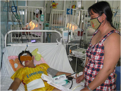 Phỏng, ngộ độc các loại, điện giật, đuối nước và nuốt dị vật…là những tai nạn khiến trẻ phải vào viện cấp cứu nhiều nhất. ảnh: L.N. Phỏng, ngộ độc các loại, điện giật, đuối nước và nuốt dị vật…là những tai nạn khiến trẻ phải vào viện cấp cứu nhiều nhất. ảnh: L.N