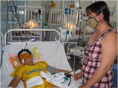 Phỏng, ngộ độc các loại, điện giật, đuối nước và nuốt dị vật…là những tai nạn khiến trẻ phải vào viện cấp cứu nhiều nhất. ảnh: L.N