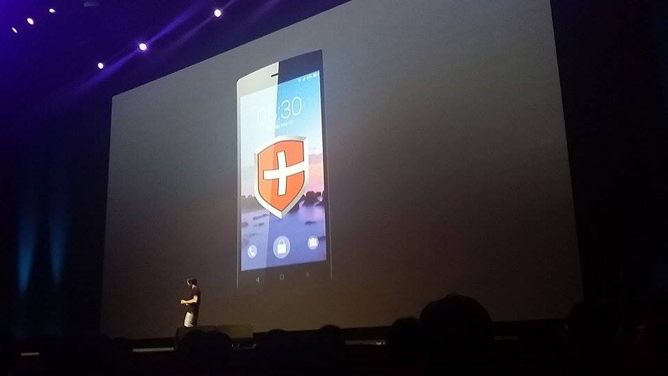 Giá Bphone mạ vàng đắt ngang iPhone 6 Plus ảnh 14