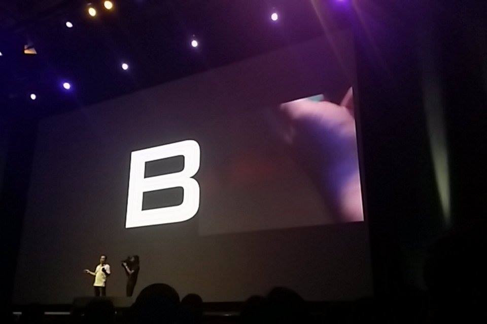 Giá Bphone mạ vàng đắt ngang iPhone 6 Plus ảnh 17