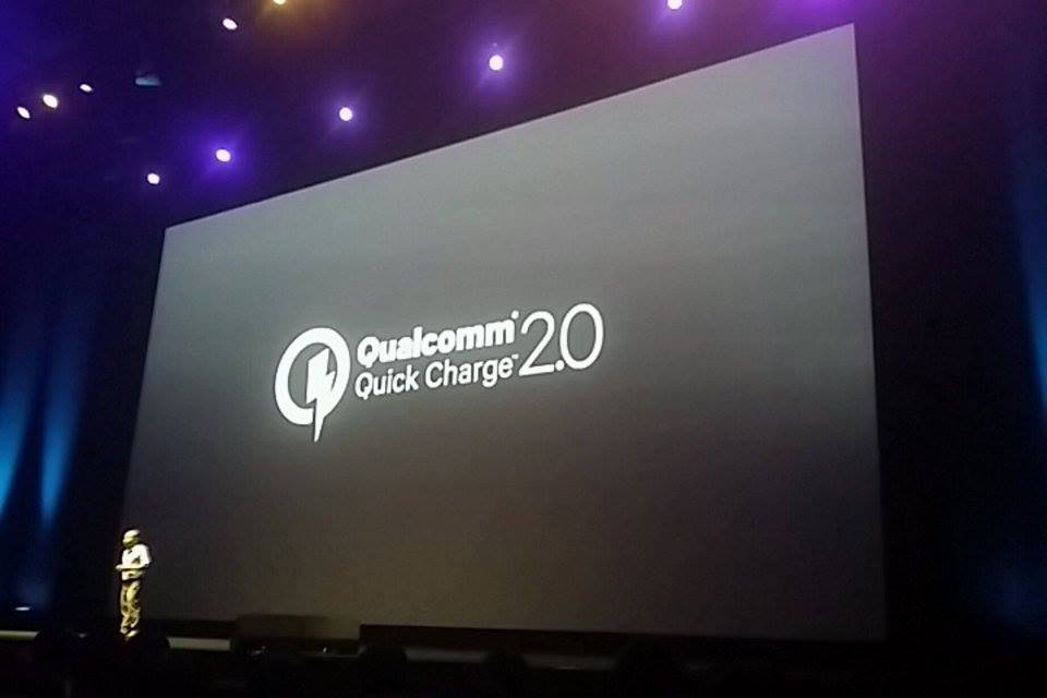 Giá Bphone mạ vàng đắt ngang iPhone 6 Plus ảnh 38