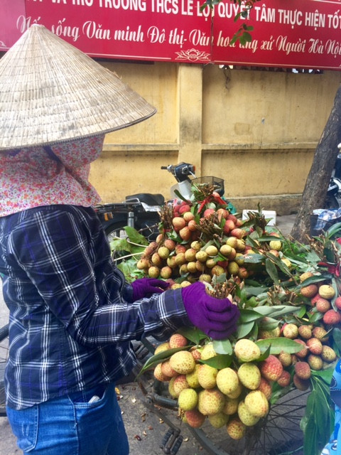 30.000 đồng một kg vải thiều ở Hà Nội ảnh 4