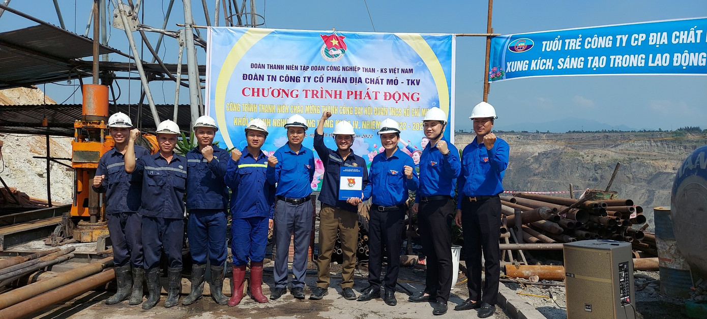 Công trình địa chất mỏ chào mừng Đại hội Đoàn Khối Doanh nghiệp T.Ư