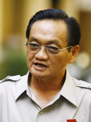 Tiến sĩ Trần Du Lịch