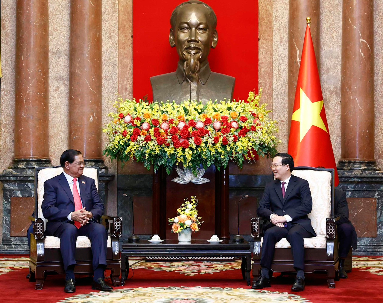 Chủ tịch nước Võ Văn Thưởng tiếp Phó Thủ tướng Campuchia Samdech Krolahom Sar Kheng (ảnh: VPCTN).