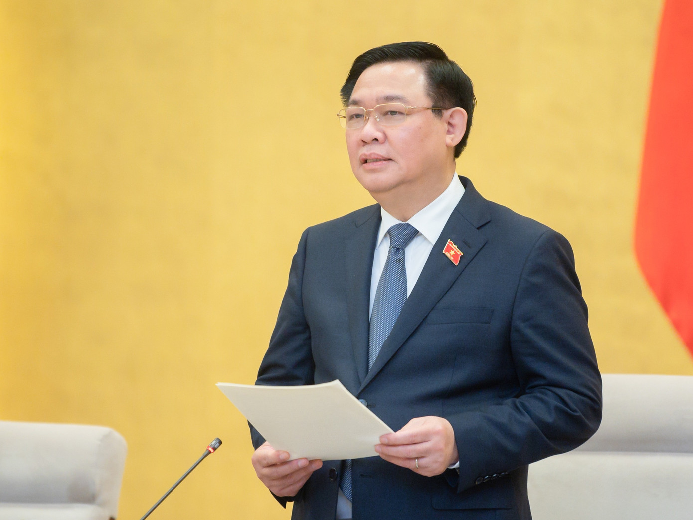 Chủ tịch Quốc hội Vương Đình Huệ phát biểu tại buổi gặp mặt. Ảnh QH