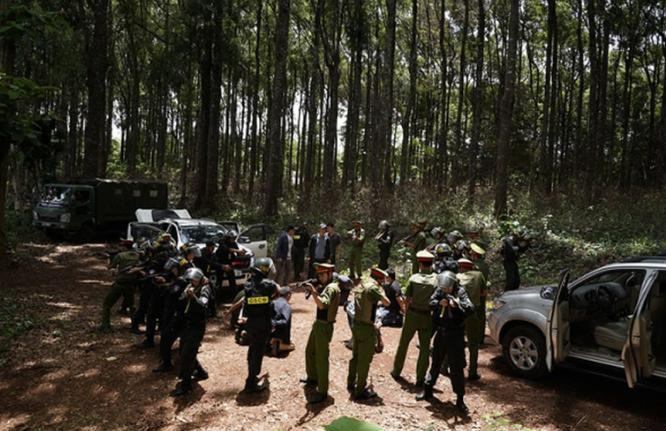 Một cảnh trong phim "Bão ngầm" (Ảnh: Nhân vật cung cấp).