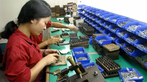 Lãi suất tăng cao, sản xuất càng khó khăn. Ảnh: Agribank