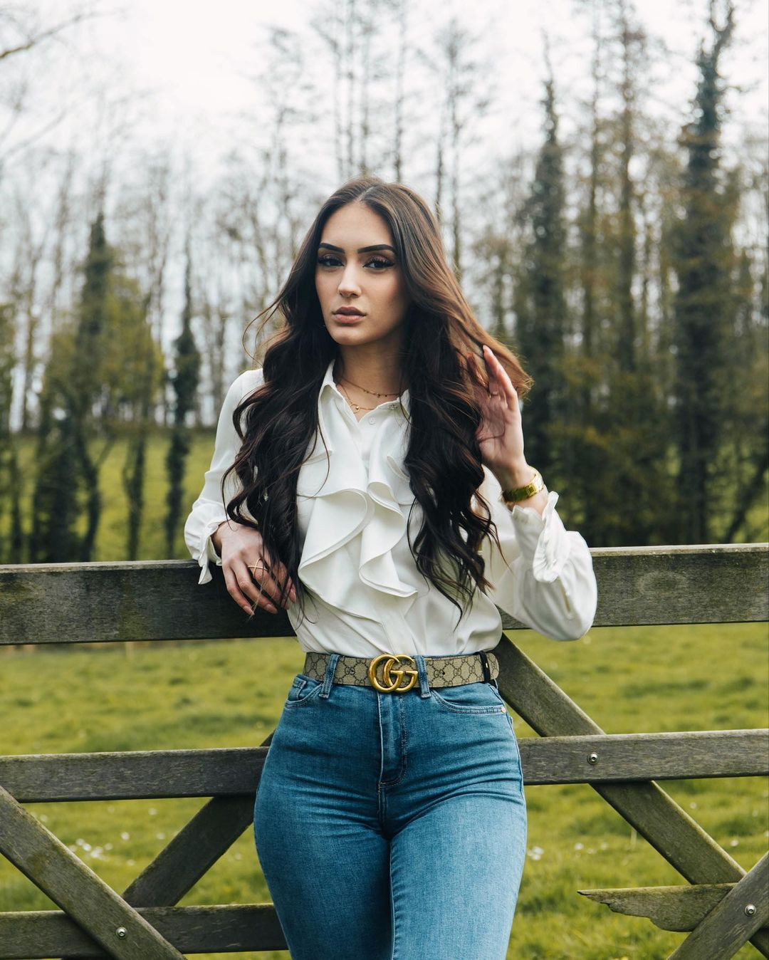 Khán giả quê nhà kỳ vọng Jennifer lần đầu giúp Bỉ lập thành tích ở Hoa hậu Hòa bình Quốc tế 2024.