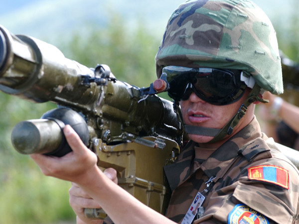 Quân nổi dậy Syria cũng đã có tên lửa phòng không xách tay như thế này 