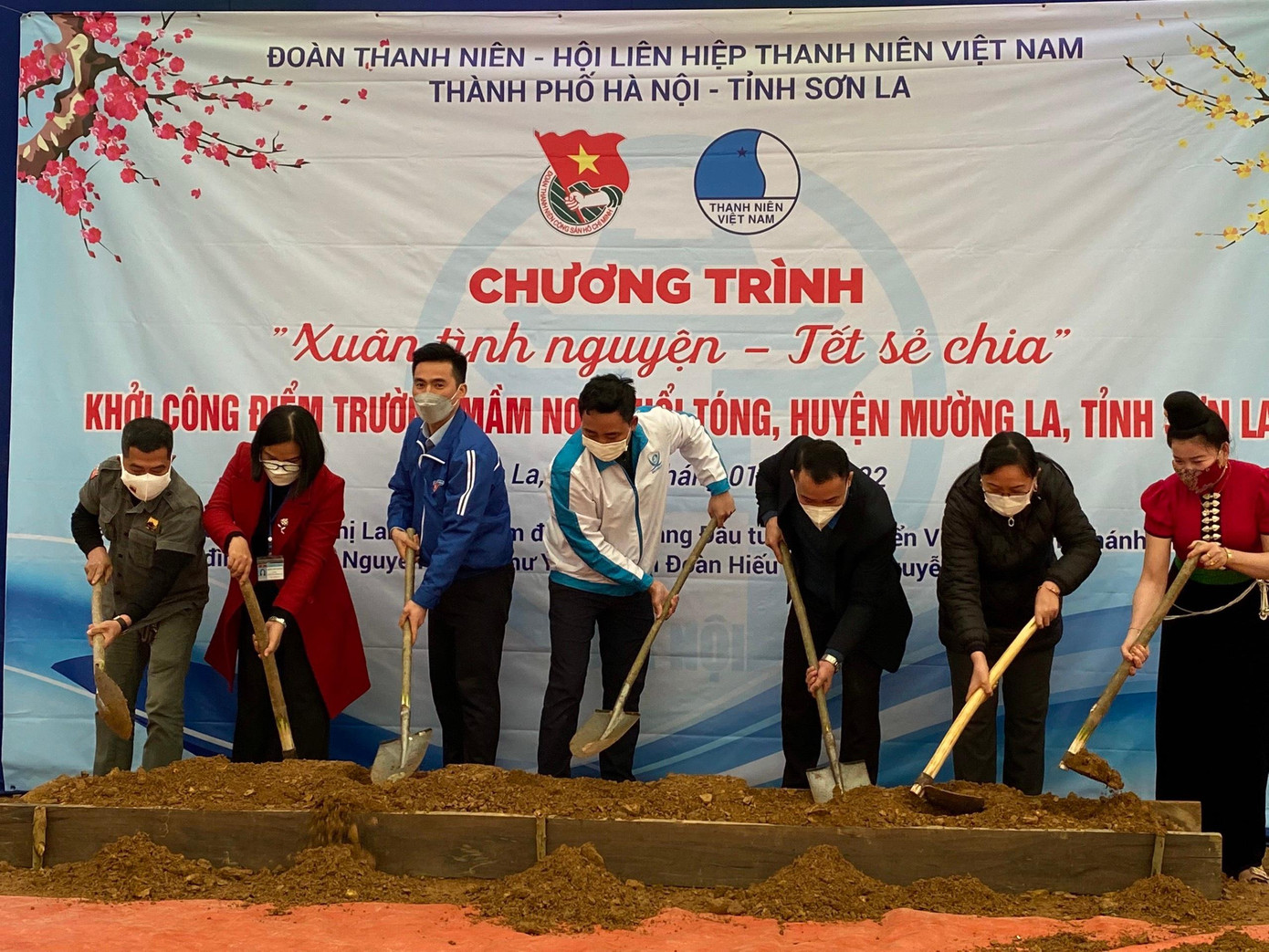 Các đơn vị khởi công xây dựng điểm trường Mầm non Huổi Tóng (xã Chiềng Lao, huyện Mường La, tỉnh Sơn La).