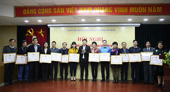 Tạo dấu ấn, sức bật mới trong phong trào tình nguyện ảnh 7