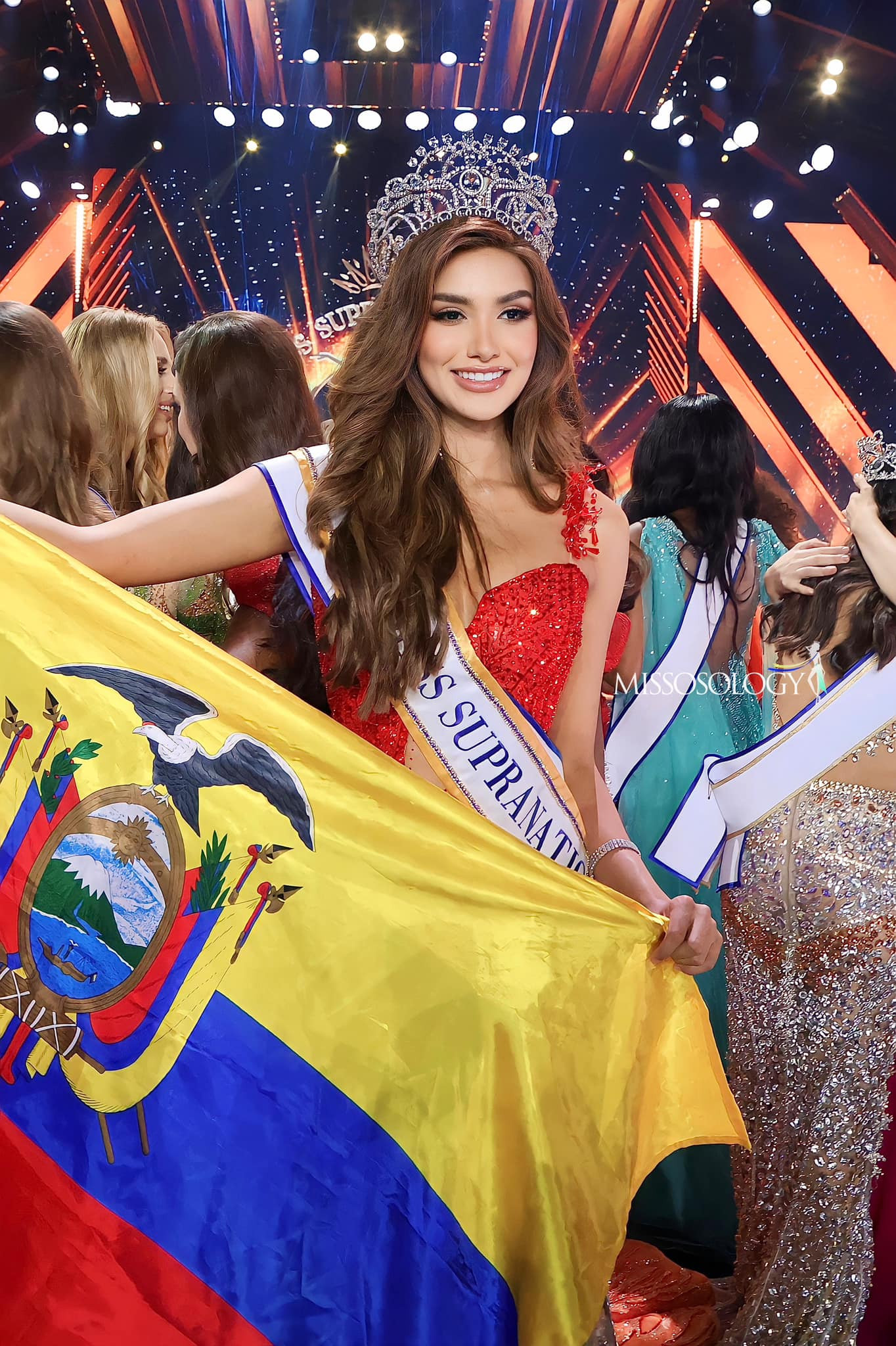 Rạng sáng 15/7 theo giờ Việt Nam đã diễn ra chung kết cuộc thi Hoa hậu Siêu quốc gia 2023 tại Ba Lan. Chung cuộc, người đẹp Ecuador - Andrea Aguilera đã vượt qua 65 thí sinh để đăng quang ngôi vị cao nhất. Ngôi vị Á hậu 1 thuộc về người đẹp Philippines, Á hậu 2 thuộc về Brazil, Á hậu 3 là người đẹp Anh và đại diện Việt Nam - Đặng Thanh Ngân giành ngôi vị Á hậu 4.