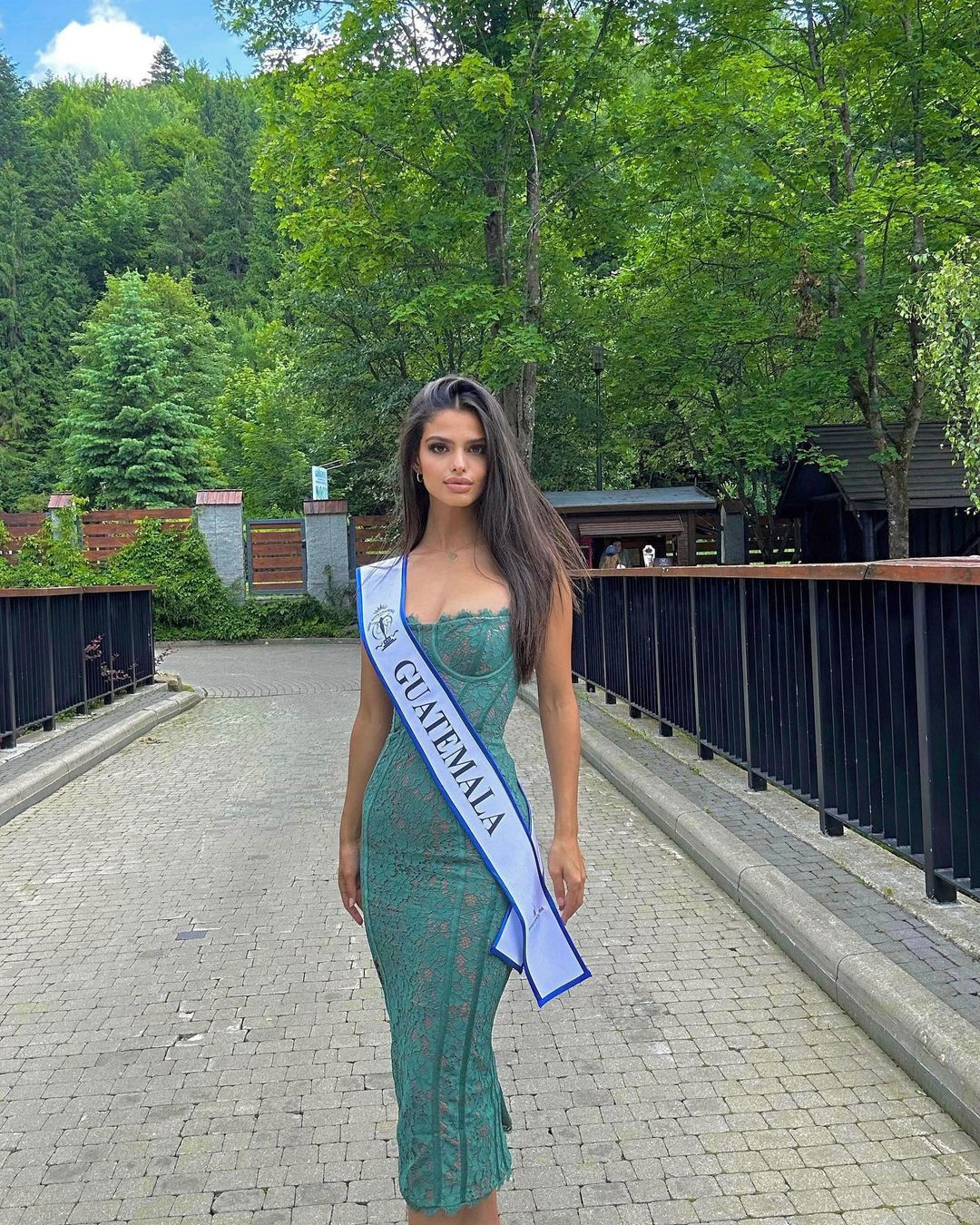 Naida Estubier tại các hoạt động của cuộc thi Hoa hậu Siêu quốc gia 2023 ở Ba Lan. Naida Estubier tại các hoạt động của cuộc thi Hoa hậu Siêu quốc gia 2023 ở Ba Lan.