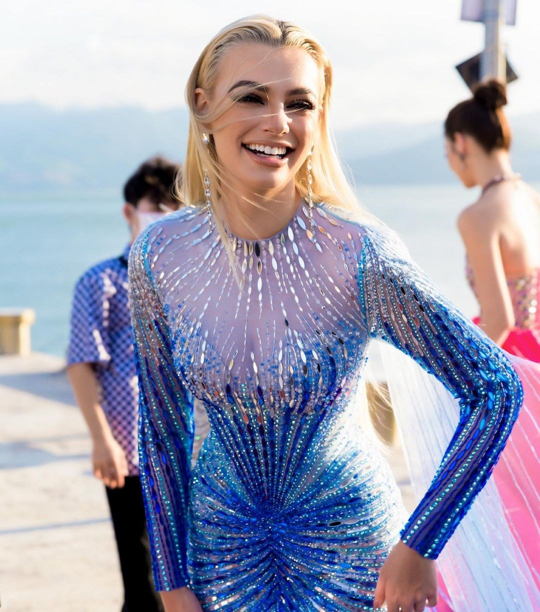 Đương kim Hoa hậu Thế giới 2021 Karolina Bielawska sang Việt Nam dự chung kết Miss World Vietnam 2023. Đương kim Hoa hậu Thế giới 2021 Karolina Bielawska sang Việt Nam dự chung kết Miss World Vietnam 2023.