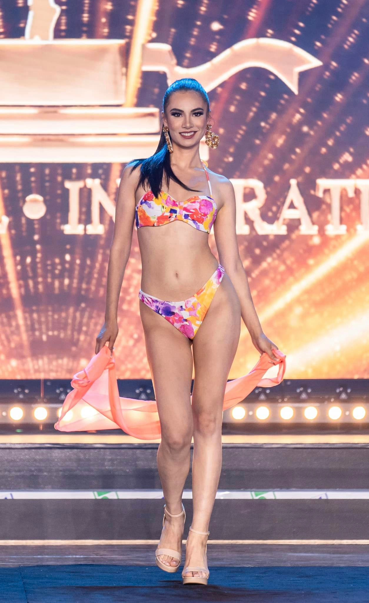 Tối 11/7 theo giờ Việt Nam đã diễn ra đêm bán kết Hoa hậu Siêu quốc gia 2023 tại Ba Lan. Phần thi bikini được khán giả mong chờ vì đây là dịp để các người đẹp khoe hình thể.