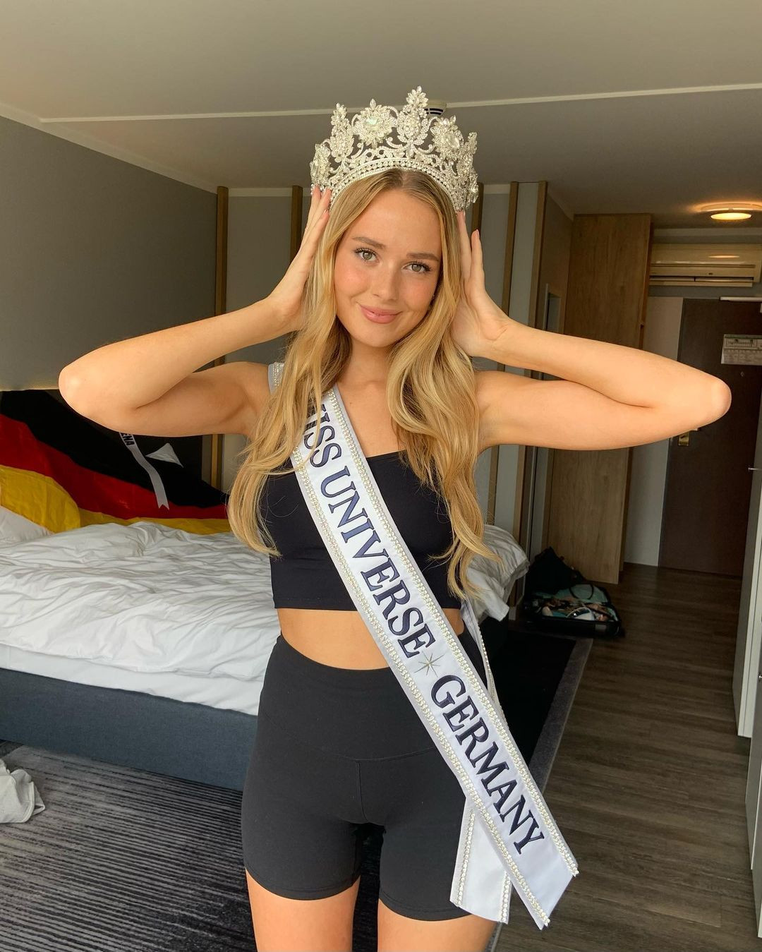 Người đẹp Helena Bleicher đăng quang ngôi vị Hoa hậu Hoàn vũ Đức 2023. Người đẹp Helena Bleicher đăng quang ngôi vị Hoa hậu Hoàn vũ Đức 2023.