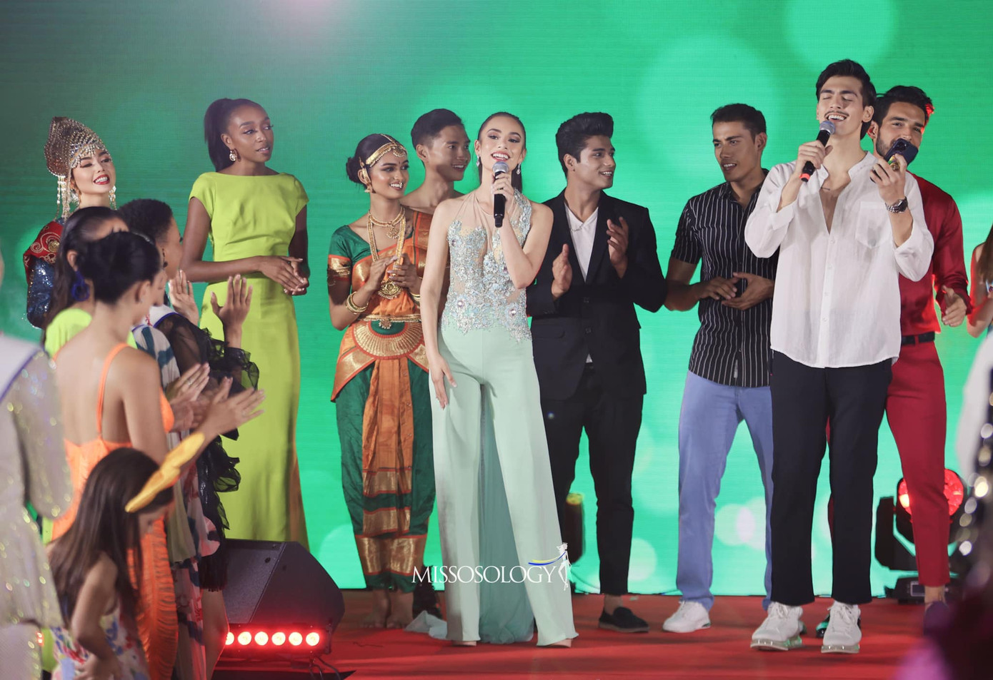 Cuộc thi Hoa hậu Siêu quốc gia 2023 đã đi được hơn nửa chặng đường. Đêm bán kết dự kiến diễn ra vào tối 11/7. Đêm chung kết diễn ra ngày 15/7 theo giờ Việt Nam. Cuộc thi năm nay có sự tham dự của 66 thí sinh. Đương kim Hoa hậu là người đẹp Nam Phi - Lalela Mswane.