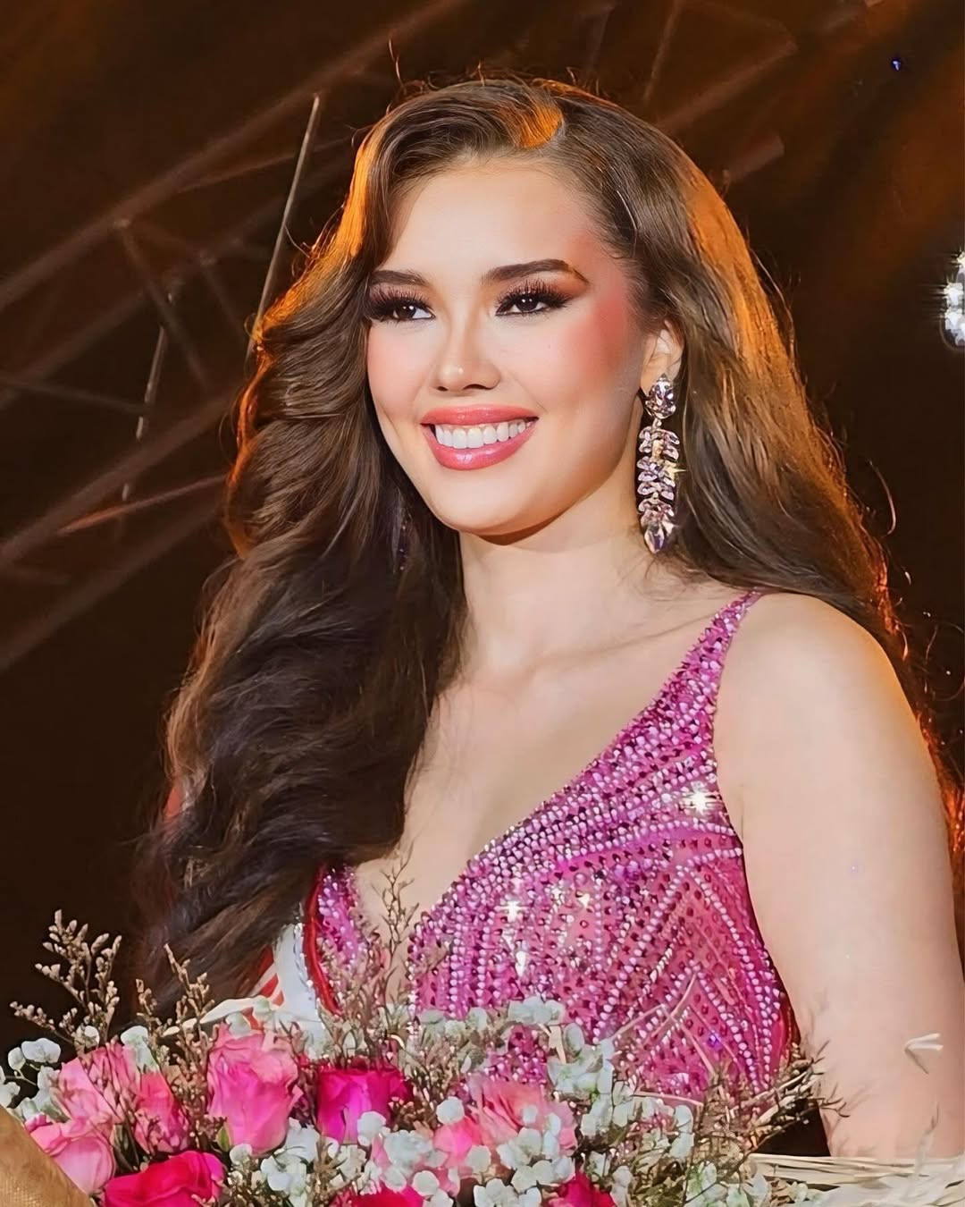 Annabelle Mae McDonnell giành á hậu 3 cuộc thi cấp tỉnh. Annabelle Mae McDonnell giành á hậu 3 cuộc thi cấp tỉnh.