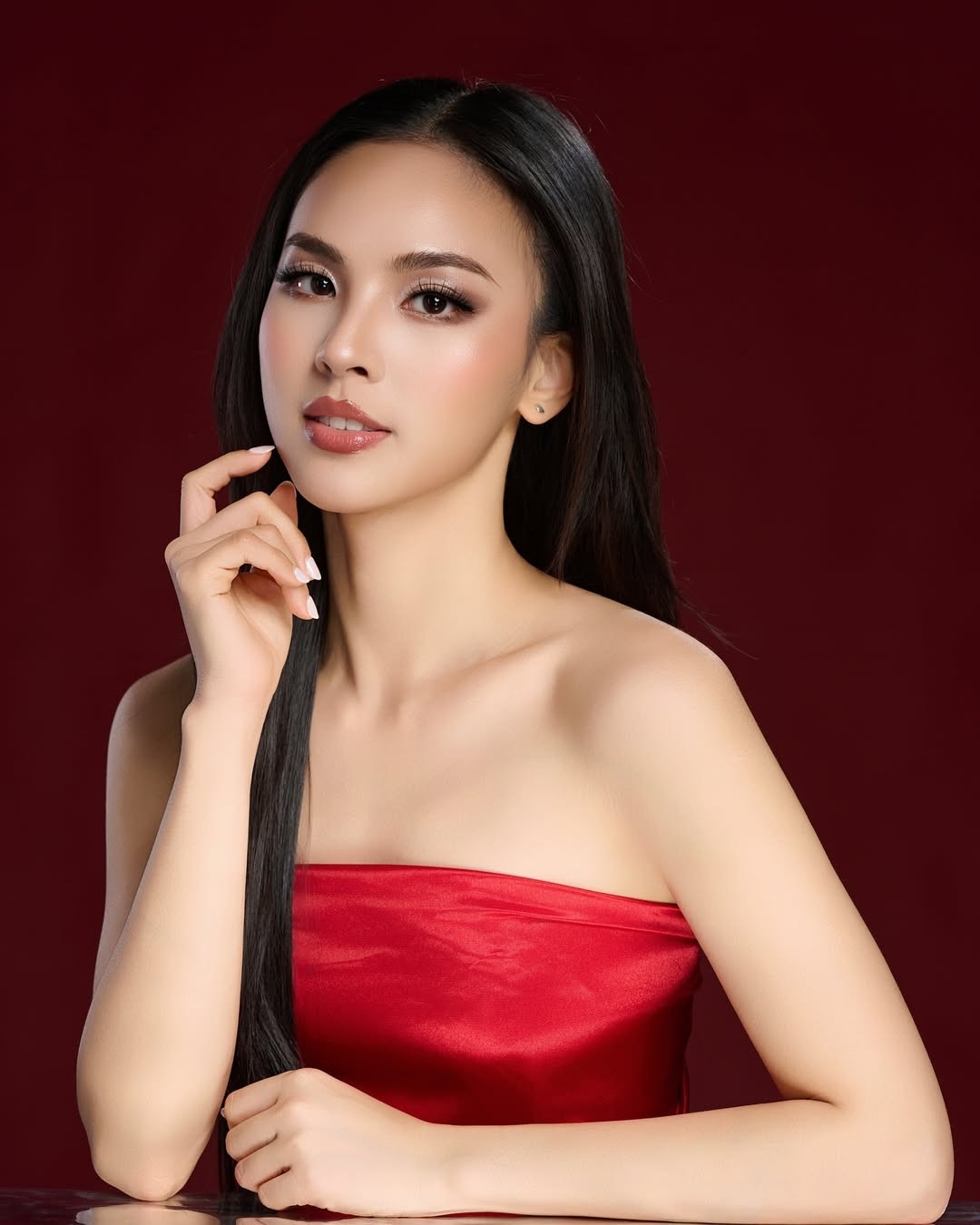 Trước những ý kiến trái chiều, Quỳnh Nga cho biết việc đạt được danh hiệu là nhờ sự quan tâm, tình cảm những người yêu thương dành cho cô. Cô khẳng định đã cố gắng hết sức mình trong 2 phần thi ứng xử và điều đó đã thuyết phục được khán giả theo dõi đêm chung kết.