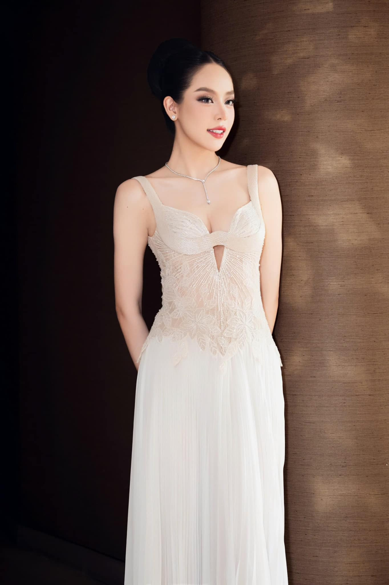 Thanh Thủy xác định với vương miện trên đầu, cô cần đảm đương áp lực rất lớn. Tuy nhiên cô không để những áp lực này đè nén bản thân mà không thể hiện cá tính riêng. Cô coi những áp lực đó là động lực để tiếp tục phấn đấu, sẵn sàng hoàn thành nhiệm vụ, sứ mệnh của mình.