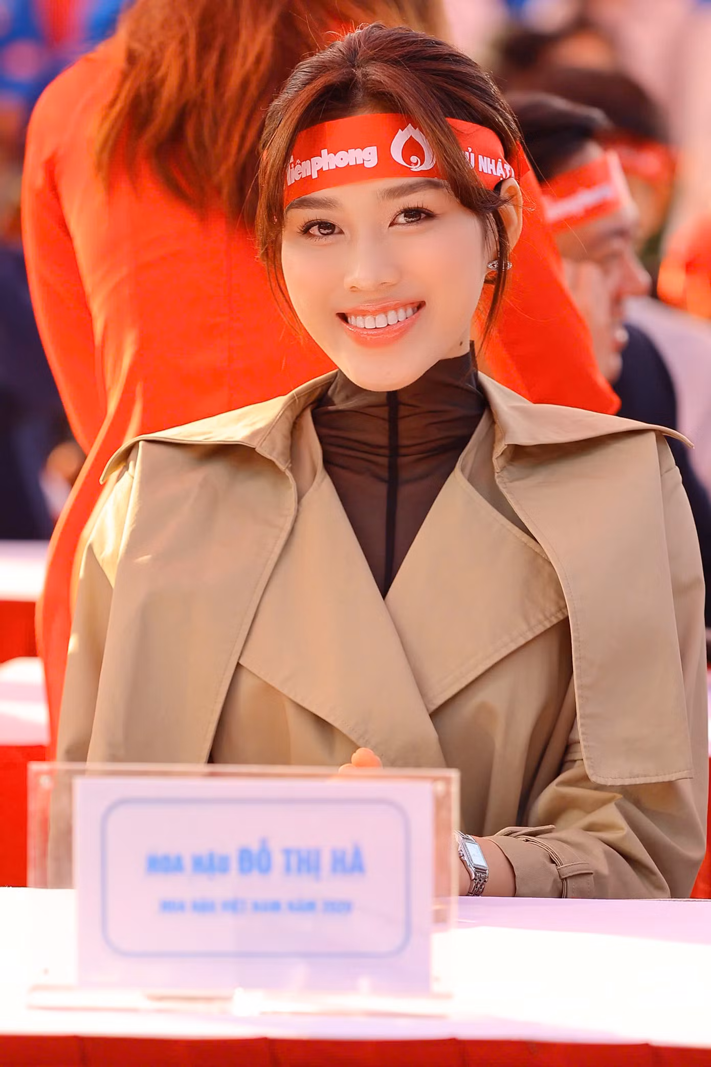 Từ khi còn ngồi trên ghế nhà trường và trước khi đăng quang Hoa hậu Việt Nam 2020, Đỗ Thị Hà đã biết tới Chủ Nhật Đỏ và mong muốn được đồng hành cùng chương trình để lan tỏa tới cộng đồng. Là một người trẻ, Đỗ Thị Hà mong muốn có thể truyền cảm hứng tích cực tới thế hệ trẻ thông qua những hoạt động ý nghĩa như hiến máu.