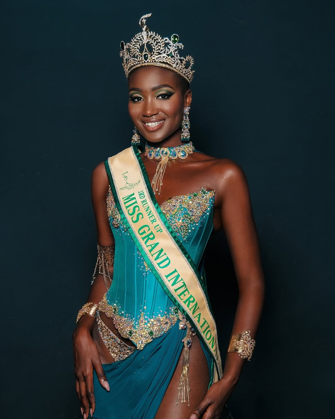 Á hậu 3 Hoa hậu Hòa bình Quốc tế 2024 Safiétou Kabengele.