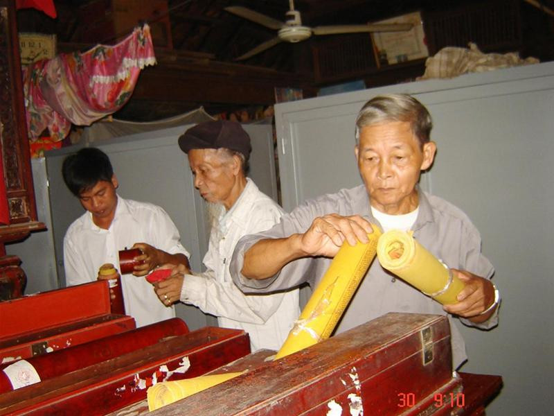 Những báu vật của Vua Hàm Nghi lưu giữ tại xã Phú Gia