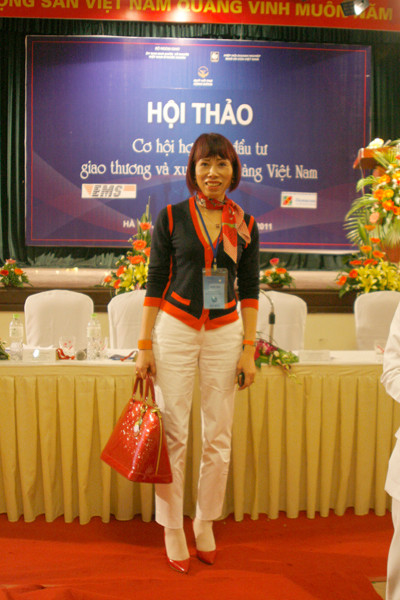 Doanh nhân Nguyễn Thị Hà, Việt kiều Đức, Phó Chủ tịch Hội doanh nghiệp Việt Nam tại Cộng hòa Liên bang Đức