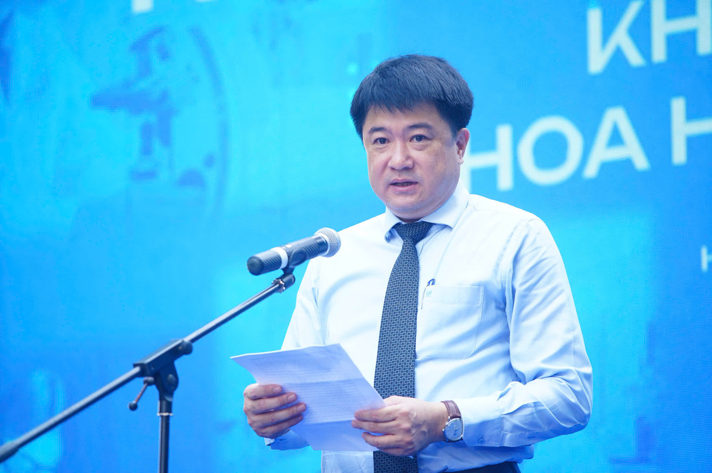 GS. TS Chu Hoàng Hà – Phó Chủ tịch Viện Hàn lâm Khoa học và Công nghệ Việt Nam phát biểu tại chương trình.