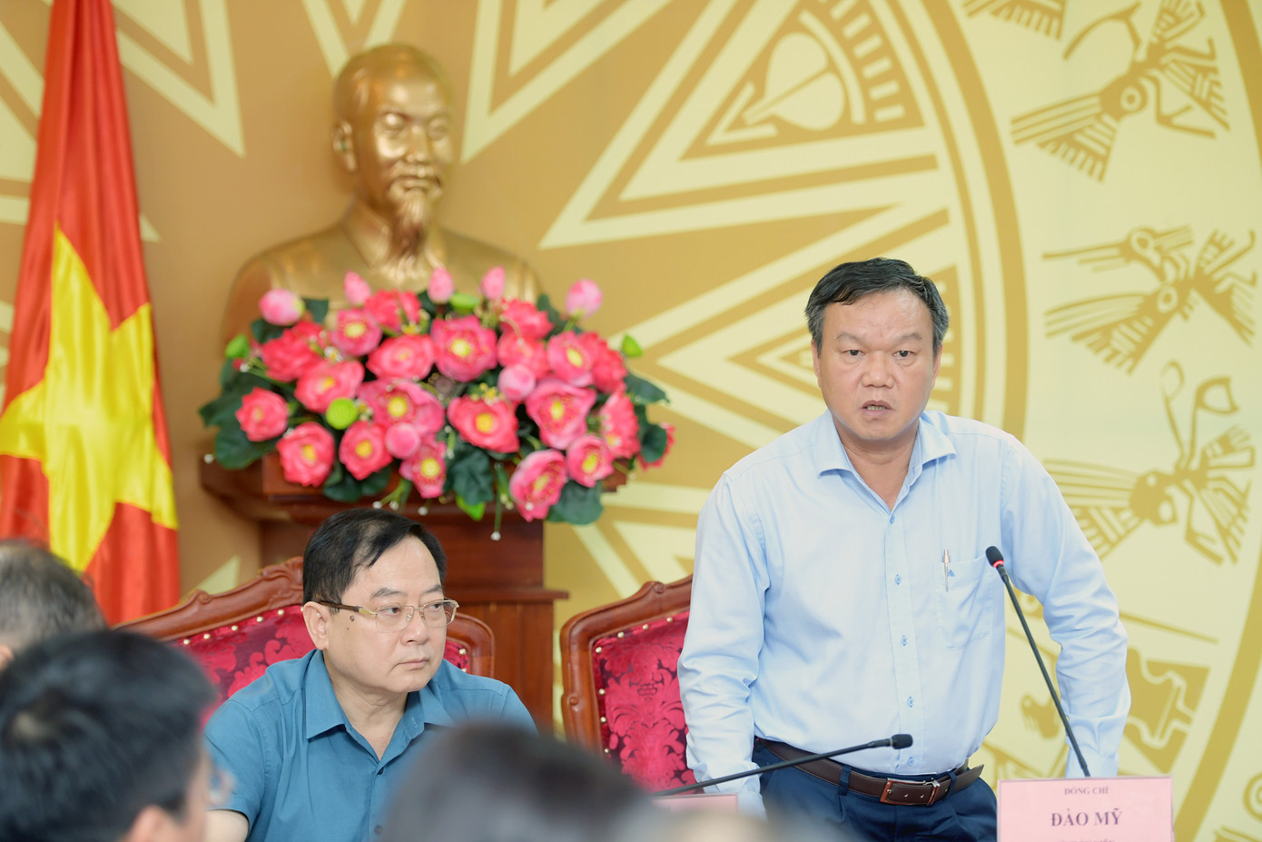 Phó Chủ tịch UBND tỉnh Phú Yên Đào Mỹ phát biểu tại cuộc họp. Phó Chủ tịch UBND tỉnh Phú Yên Đào Mỹ phát biểu tại cuộc họp.