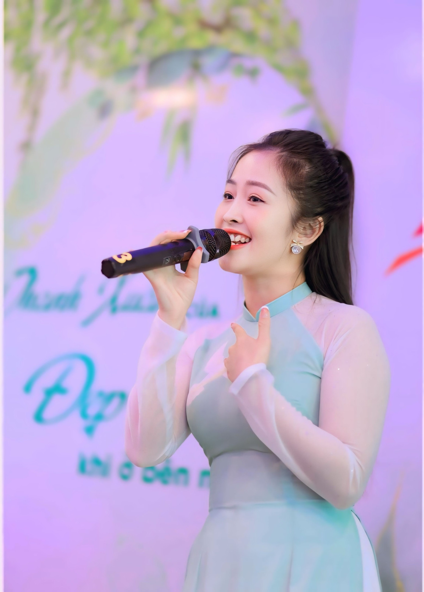 Cô Lê Thị Khánh Hân - giáo viên Âm nhạc trường THCS Quang Trung (TP. Thái Nguyên, tỉnh Thái Nguyên). Ảnh: NVCC