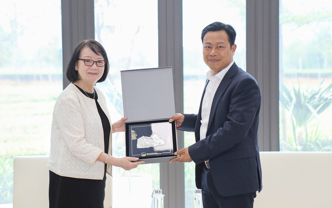 Chuyên gia hàng đầu thế giới về bán dẫn Nguyễn Bích Yến gia nhập ĐHQG Hà Nội.