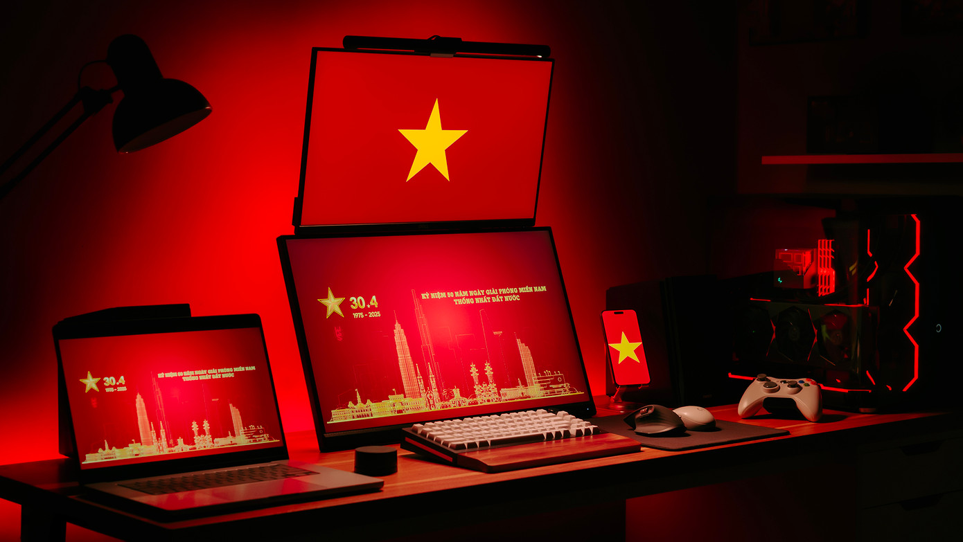 Nhiều hình ảnh lá cờ Tổ quốc được những bạn trẻ yêu thích công nghệ chia sẻ. Ảnh: NGUYỄN VĂN QUANG, NGUYỄN HIẾU, ĐÀO PHƯƠNG TRÌNH