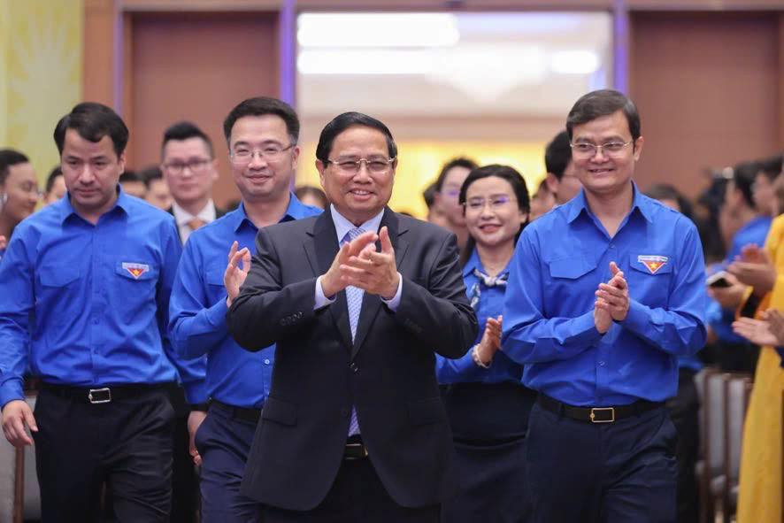 Thủ tướng Phạm Minh Chính tham dự Chương trình đối thoại với thanh niên Việt Nam năm 2025. Thủ tướng Phạm Minh Chính tham dự Chương trình đối thoại với thanh niên Việt Nam năm 2025.
