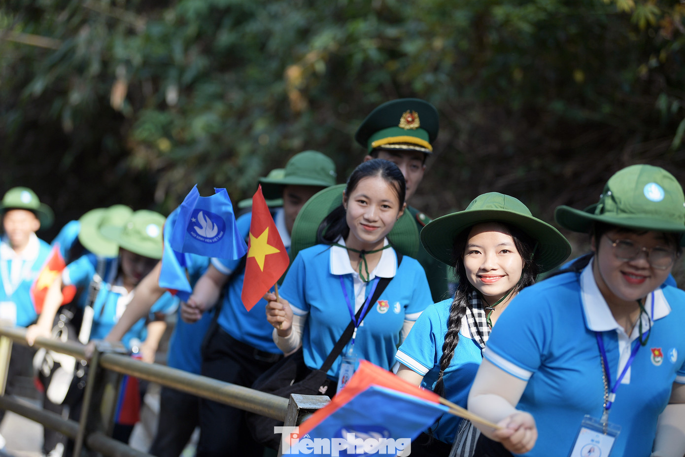 Các đại biểu tham gia Hành trình.