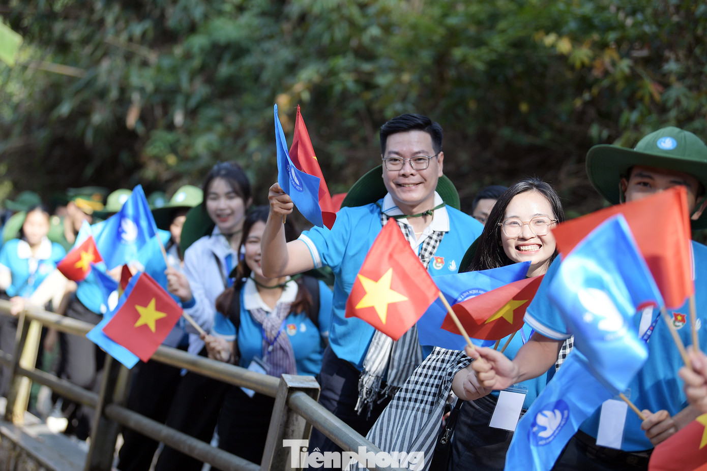 Các đại biểu tham gia Hành trình.