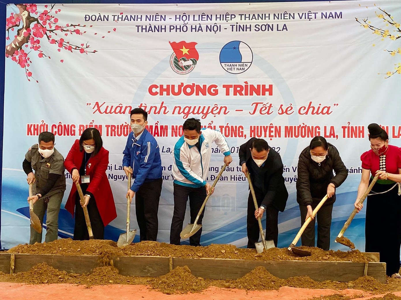 Khởi công xây dựng công trình thanh niên tại Điểm trường Mầm non Huổi Tóng.