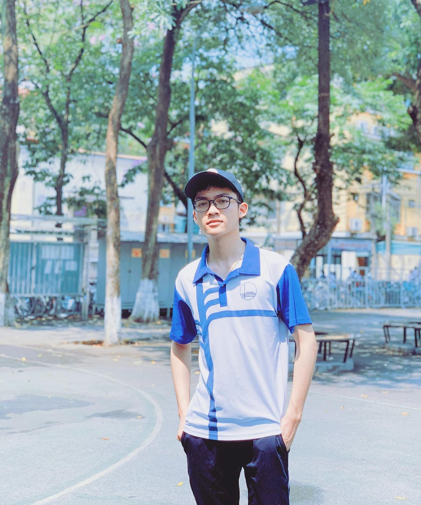 Đối với Tùng, mỗi chuyến đi là cuộc hành trình đầy trải nghiệm và những kỉ niệm khó quên. Đối với Tùng, mỗi chuyến đi là cuộc hành trình đầy trải nghiệm và những kỉ niệm khó quên.